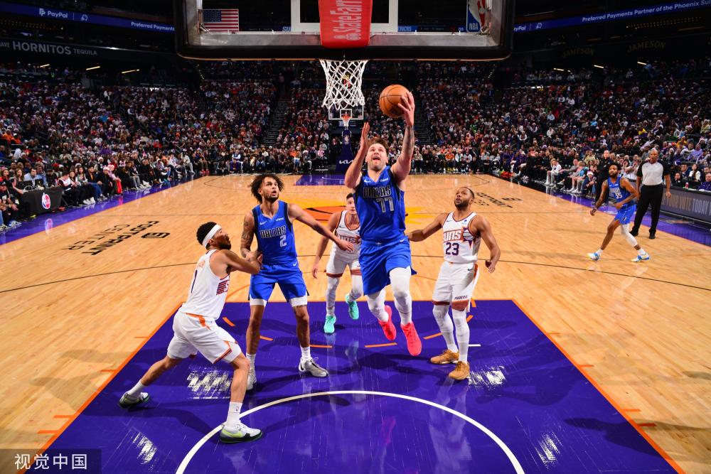 球员们从球 球员们从球