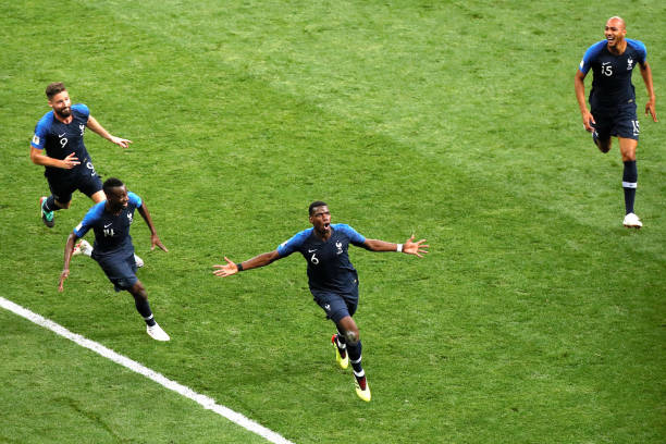 除此之外 除此之外